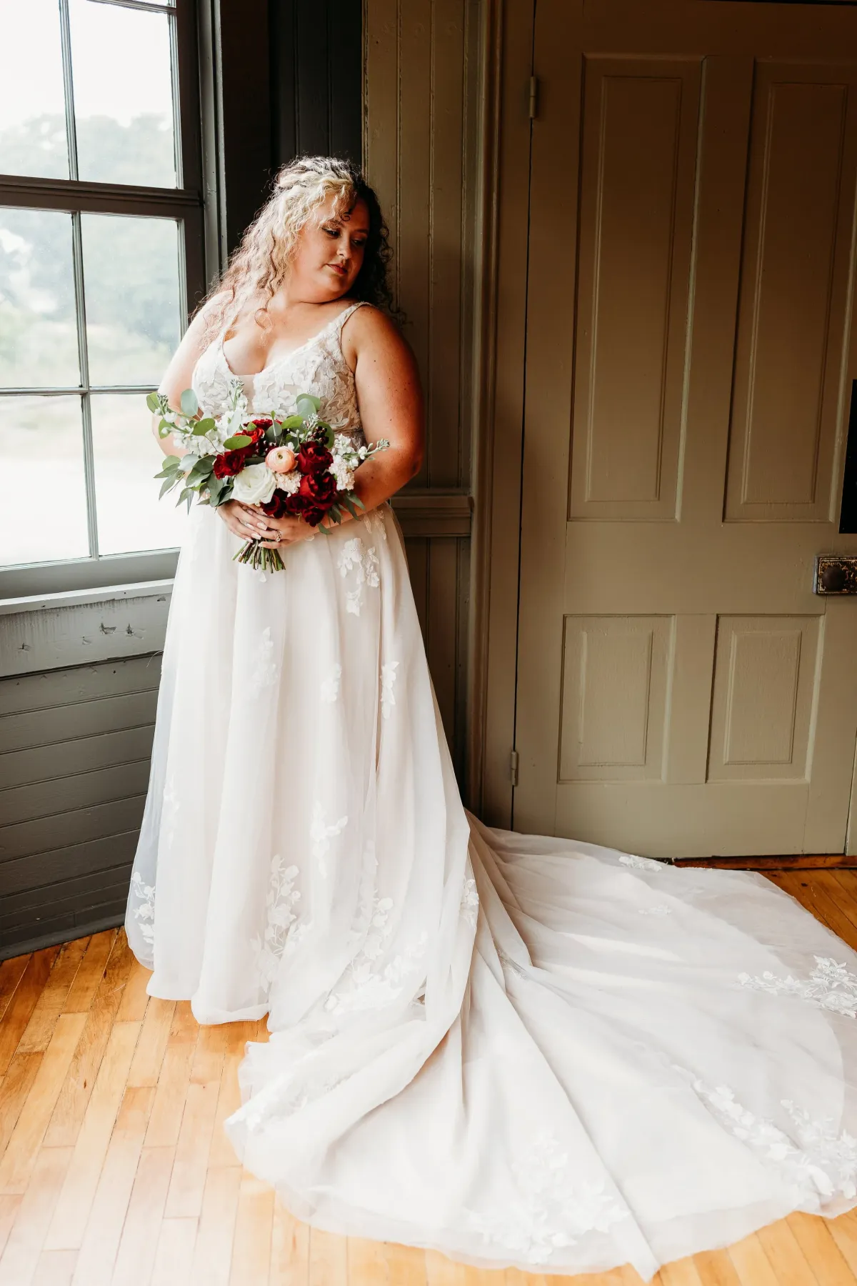 Carmine — Heather Florals arrangement at Silver Run Chapel